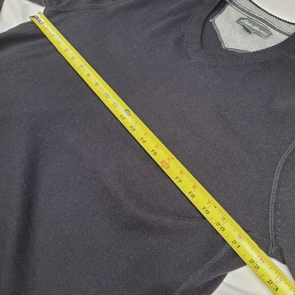 L EDDIE BAUER VNECK BLACK SOFT COTTON MENS GOLF SWEATER large - Picture 2 of 12